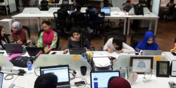 وفاقی سرکاری ملازمتوں میں خواتین کی نمائندگی کے تازہ اعداد و شمار جاری