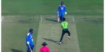 انڈر 19 ایشیا کپ: بھارت نے پاکستان کو 241 رنز کا ہدف دے دیا 31 انڈر 19 ایشیا کپ: بھارت نے پاکستان کو 241 رنز کا ہدف دے دیا