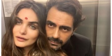 ارجن اور گیبریئیلا کی محبت کا نیا مرحلہ: اداکار نے منگنی کا اعلان کر دیا 38 ارجن اور گیبریئیلا کی محبت کا نیا مرحلہ: اداکار نے منگنی کا اعلان کر دیا