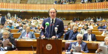 وفاقی حکومت کے قرضوں میں پہلے 20 ماہ کے دوران نمایاں اضافہ 23 وفاقی حکومت کے قرضوں میں پہلے 20 ماہ کے دوران نمایاں اضافہ