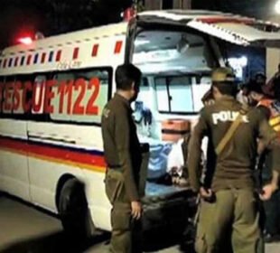 سرگودھا میں پولیس موبائل ٹرین سے ٹکرانے سے 2 اہلکارشہید