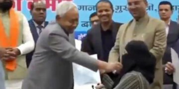 پاکستان میں بھارت کے حجاب تنازع پر احتجاج کی کال 24 پاکستان میں بھارت کے حجاب تنازع پر احتجاج کی کال