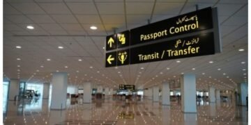 ملک کے تین بڑے ہوائی اڈوں پر امیگریشن ای گیٹس منصوبے میں پیشرفت 40 ملک کے تین بڑے ہوائی اڈوں پر امیگریشن ای گیٹس منصوبے میں پیشرفت