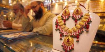سونے کی قیمت میں ریکارڈ اضافہ، 10 گرام سونا پہلی بار 4 لاکھ روپے تک پہنچ گیا