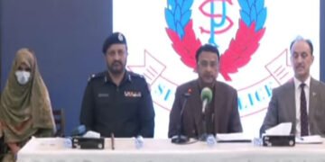 کراچی: خودکش حملے کے لیے تیار کم عمر طالبہ کو بروقت ریسکیو کرلیا گیا