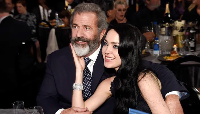 میل گبسن اور روزالینڈ راس کی راہیں جدا، علیحدگی کی تصدیق