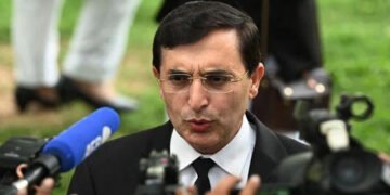 الیکشن کمیشن نے پی ٹی آئی چیئرمین کے طور پر بیرسٹر گوہر کی حیثیت تسلیم کرنے سے انکار کر دیا