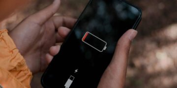 اسمارٹ فون کی بیٹری جلد ختم ہونے کی بڑی وجہ کون سی ایپس؟