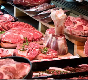 لاہور: چکن کی قیمت میں کمی، مٹن اور بیف اب بھی سرکاری نرخوں پر دستیاب نہیں