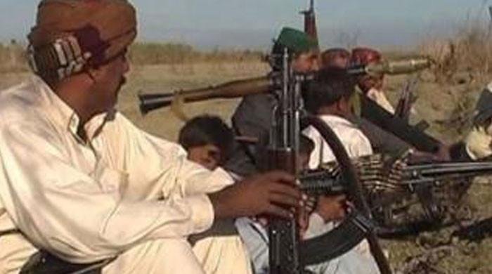 کچے کے ڈاکو اور جدید اسلحہ: کیا ریاست ان کے آگے بے بس ہے؟