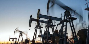 ملک میں خام تیل اورگیس کی پیداوارمیں اضافہ