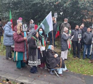 پی ٹی آئی یوکے کا بریڈفورڈ احتجاج میں خاتون کی تقریر سے لاتعلقی کا اعلان 7 پی ٹی آئی یوکے کا بریڈفورڈ احتجاج میں خاتون کی تقریر سے لاتعلقی کا اعلان