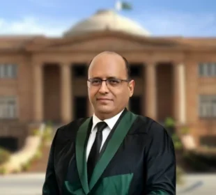 جسٹس ظفر راجپوت نے سندھ ہائی کورٹ کے چیف جسٹس کا حلف اٹھا لیا