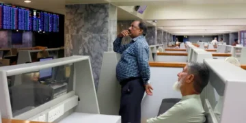 پاکستان اسٹاک ایکسچینج میں انڈیکس ایک اور تاریخی ریکارڈ پر پہنچ گیا