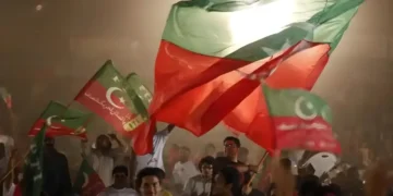 پی ٹی آئی کا جلسہ: اجازت یا پابندی؟ سندھ حکومت نے شرطیں عائد کر دی!" 12 پی ٹی آئی کا جلسہ: اجازت یا پابندی؟ سندھ حکومت نے شرطیں عائد کر دی!"