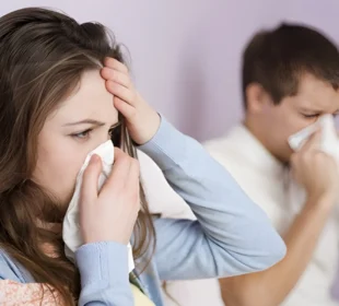 نزلہ زکام اور فلو: مرد اور خواتین میں علامات میں اہم فرق