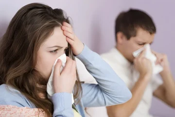 نزلہ زکام اور فلو: مرد اور خواتین میں علامات میں اہم فرق