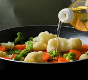 سردیوں میں تیل کے استعمال سے دل کی صحت پر اثرات: ماہرین کی رہنمائی