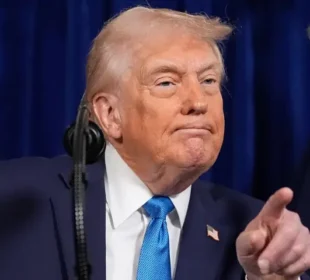 ٹرمپ کی گرین لینڈ میں دلچسپی: ایک کاروباری دوست کا اثر اور امریکی پالیسی پر سوالات