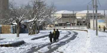 کوئٹہ اور بلوچستان کے کئی علاقوں میں شدید سردی، درجہ حرارت منفی سطح تک گر گیا