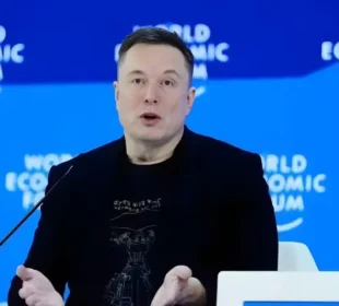 ایلون مسک: بڑھاپا ایک سائنسی مسئلہ ہے جسے مستقبل میں حل کیا جا سکتا ہے