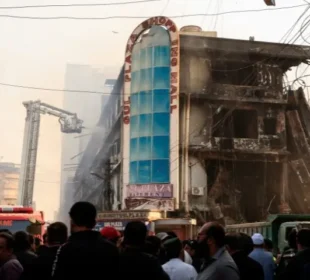 گل پلازہ حادثہ: وفاقی ٹیکنیکل ٹیم نے عمارت کا معائنہ مکمل کر لیا