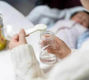 عالمی سطح پر بچوں کے خشک دودھ کی صنعت غذائی تحفظ کے غیر معمولی بحران سے دوچار