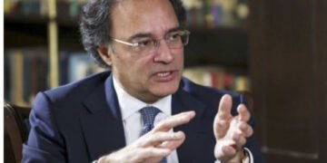 قرضوں پر سود سب سے بڑا خرچ، معیشت میں اصلاحات جاری 26 قرضوں پر سود سب سے بڑا خرچ، معیشت میں اصلاحات جاری