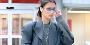 وائرڈ ہیڈفونز کی واپسی: سادگی اور قابل اعتماد ٹیکنالوجی کا نیا رجحان