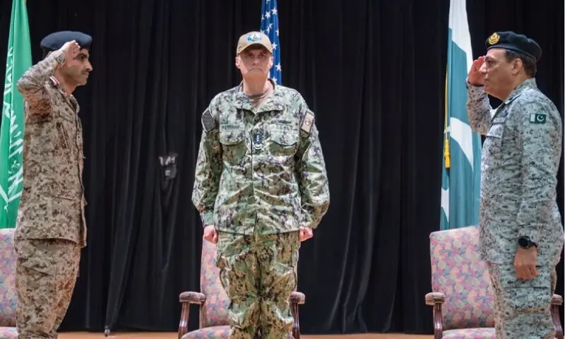 پاک نیوی نےکمبائنڈٹاسک فورس کی کمان سنبھال لی