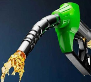 نئے سال پر عوام کو ریلیف، پیٹرول اور ڈیزل کی قیمتوں میں واضح کمی