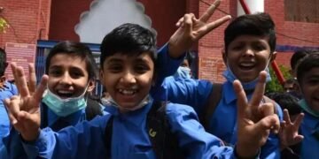 پنجاب میں تعلیمی اداروں کی تعطیلات میں ایک ہفتے کی توسیع 29 پنجاب میں تعلیمی اداروں کی تعطیلات میں ایک ہفتے کی توسیع