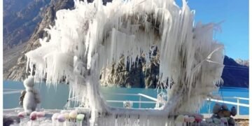 شمالی علاقوں میں خون جما دینے والی سردی، نظامِ زندگی متاثر 20 شمالی علاقوں میں خون جما دینے والی سردی، نظامِ زندگی متاثر