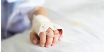 5سالہ بچے کے سینے سے نایاب طبی کیس میں ’بغیر سر والا بچہ‘ نکال لیا گیا 21 5سالہ بچے کے سینے سے نایاب طبی کیس میں ’بغیر سر والا بچہ‘ نکال لیا گیا