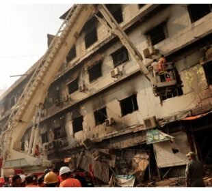 گل پلازہ: دو منزلیں کلیئر، جاں بحق افراد کی تعداد 26، لاپتا افراد کی تلاش جاری