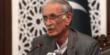 سابق وزیراعلیٰ خیبر پختونخوا پرویز خٹک ٹریفک حادثے میں زخمی