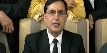 بیرسٹر گوہر: عمران خان اور بشریٰ بی بی کی صحت پر شدید تشویش 17 بیرسٹر گوہر: عمران خان اور بشریٰ بی بی کی صحت پر شدید تشویش