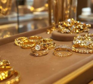 ملک میں سونے کی قیمتوں میں اضافہ، فی تولہ نئی بلند سطح پر