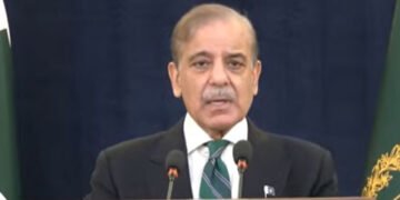 وزیراعظم شہباز شریف کا پاکستان آسان خدمت مرکز کا افتتاح 9 وزیراعظم شہباز شریف کا پاکستان آسان خدمت مرکز کا افتتاح