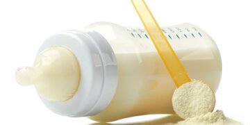 “خطرہ! مشہور بیبی فارمولا میں زہریلا مادہ، والدین کے لیے فوری وارننگ”