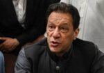 اڈیالہ جیل میں قید عمران خان کی آنکھ میں انفیکشن، بینائی خطرے میں؟ 2 اڈیالہ جیل میں قید عمران خان کی آنکھ میں انفیکشن، بینائی خطرے میں؟