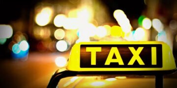 پشاور میں ٹریفک نظام بہتر بنانے کے لیے بڑے اقدامات کا اعلان