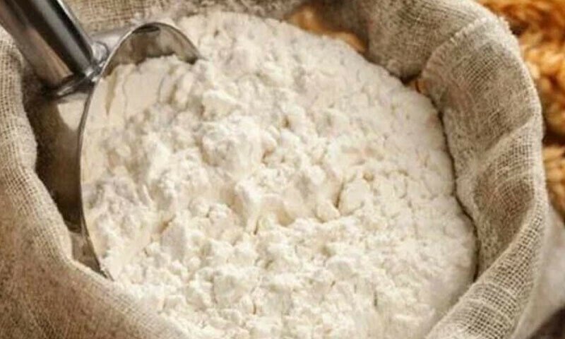 آٹا عام آدمی کی پہنچ سے باہر، قیمتوں میں مسلسل اضافہ