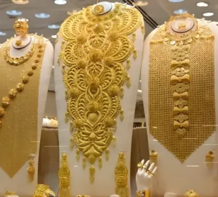 سونا پانچ لاکھ سے نیچے! قیمتوں میں مسلسل تیسری کمی