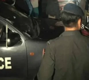 شہر کراچی میں سب سے بڑی ڈکیتی: سیف سٹی کیمرے کے باوجود ڈاکو فرار