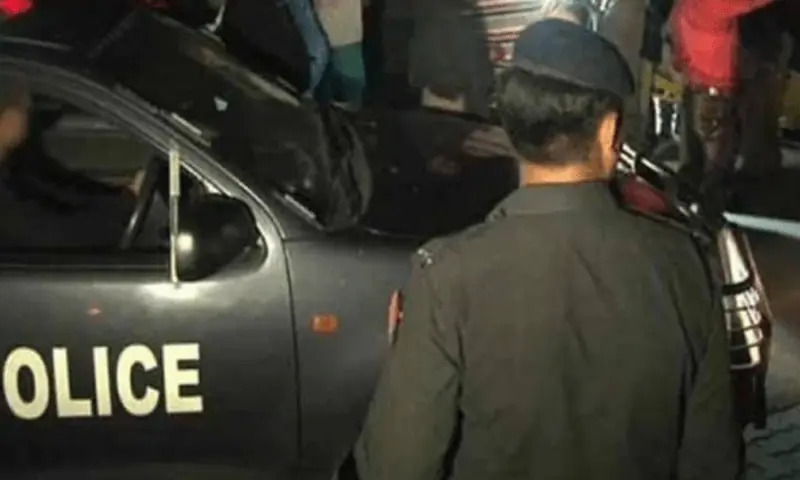 شہر کراچی میں سب سے بڑی ڈکیتی: سیف سٹی کیمرے کے باوجود ڈاکو فرار 1 شہر کراچی میں سب سے بڑی ڈکیتی: سیف سٹی کیمرے کے باوجود ڈاکو فرار