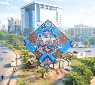 پتنگوں، ڈھول اور رنگوں کا تہوار، لاہور میں بسنت کی تیاریاں مکمل