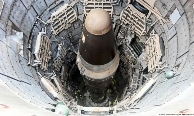 0513594نیو اسٹارٹ معاہدے کے ختم ہونے کے بعد عالمی سطح پر ایٹمی ہتھیاروں کی دوڑ کا خطرہ بڑھ گیا1c286f89