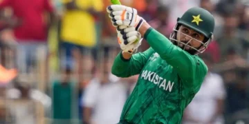 فہیم اشرف کے جادوئی چھکوں نے پاکستان کو ٹی ٹوئنٹی ورلڈکپ میں پہلی فتح دلادی