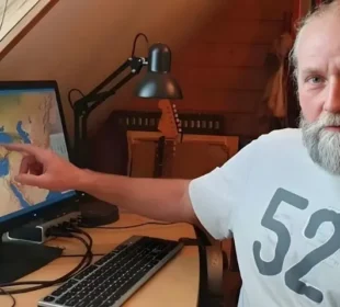 ہالینڈ کے ماہر نے زلزلے کے حوالے سے نیا انتباہ جاری کر دیا 10 ہالینڈ کے ماہر نے زلزلے کے حوالے سے نیا انتباہ جاری کر دیا